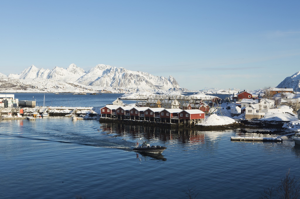 Johnny Mazzilli nordnorge.com - Ziua 1, 23 februarie: Bucuresti – Svolvær. Bine ati venit in nordul Norvegiei!